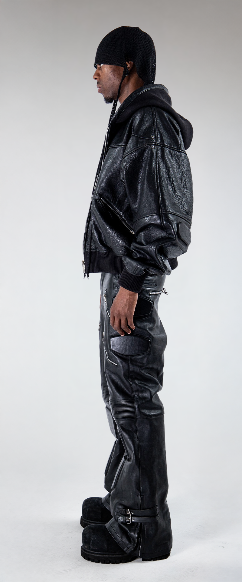 "RIOT" LEATHER SET