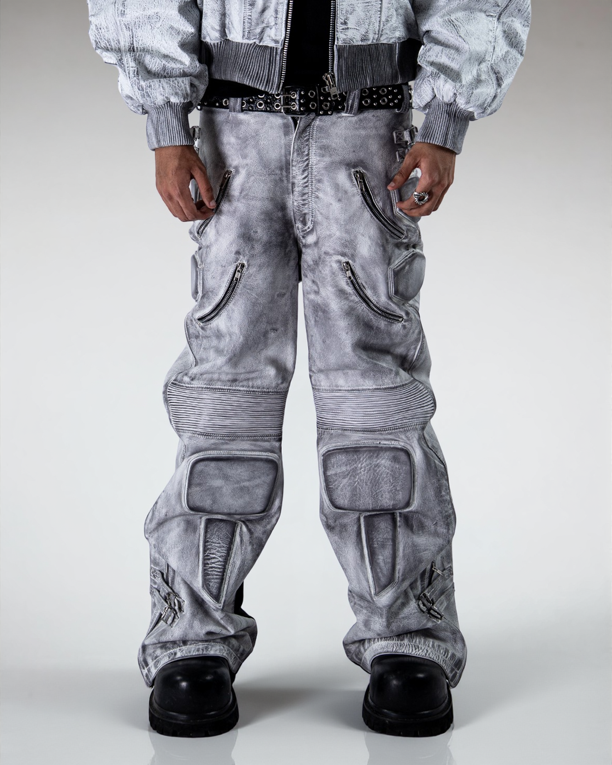RIOT PANTS (WHITE)
