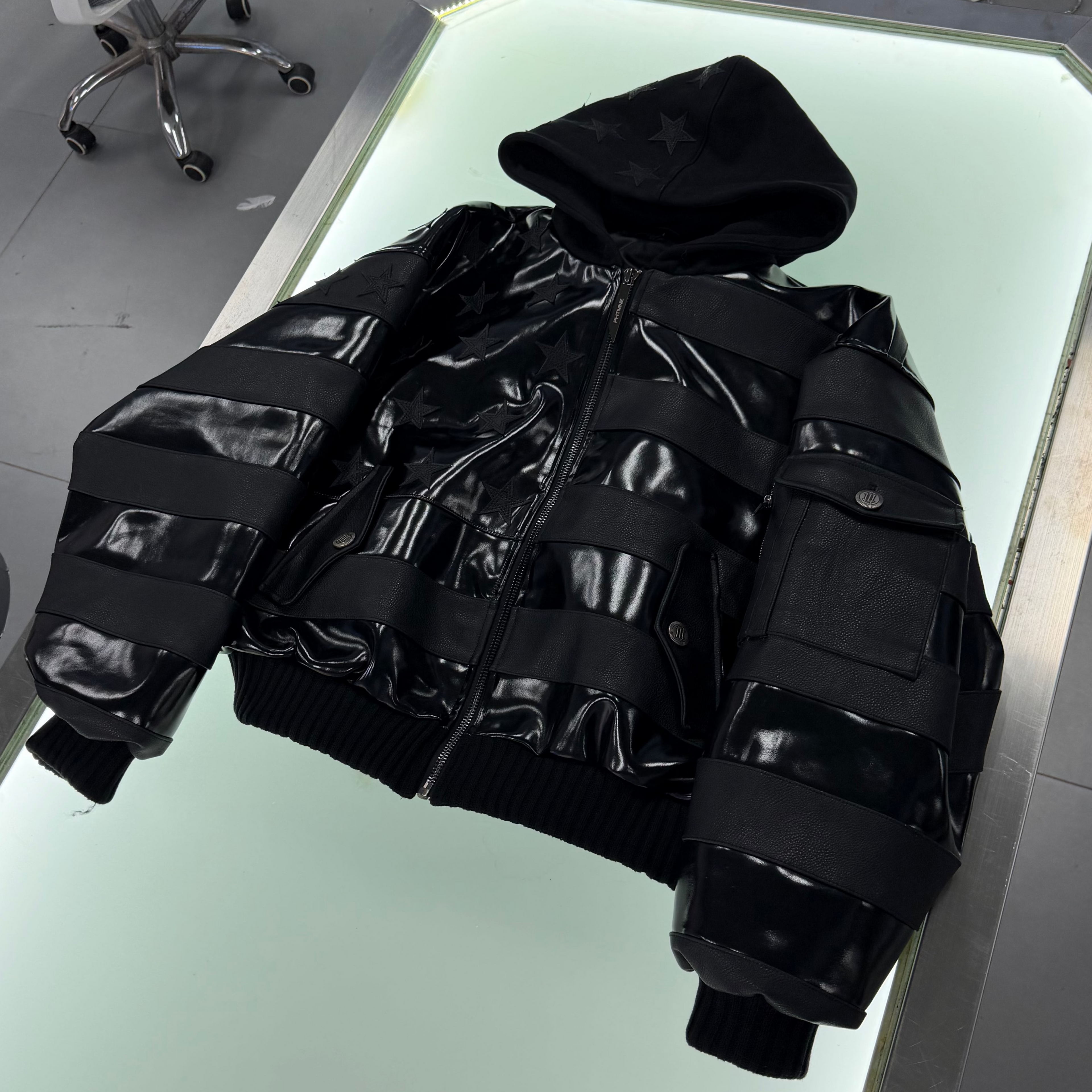 V2 "BLKAMERIKA" LEATHER BOMBER