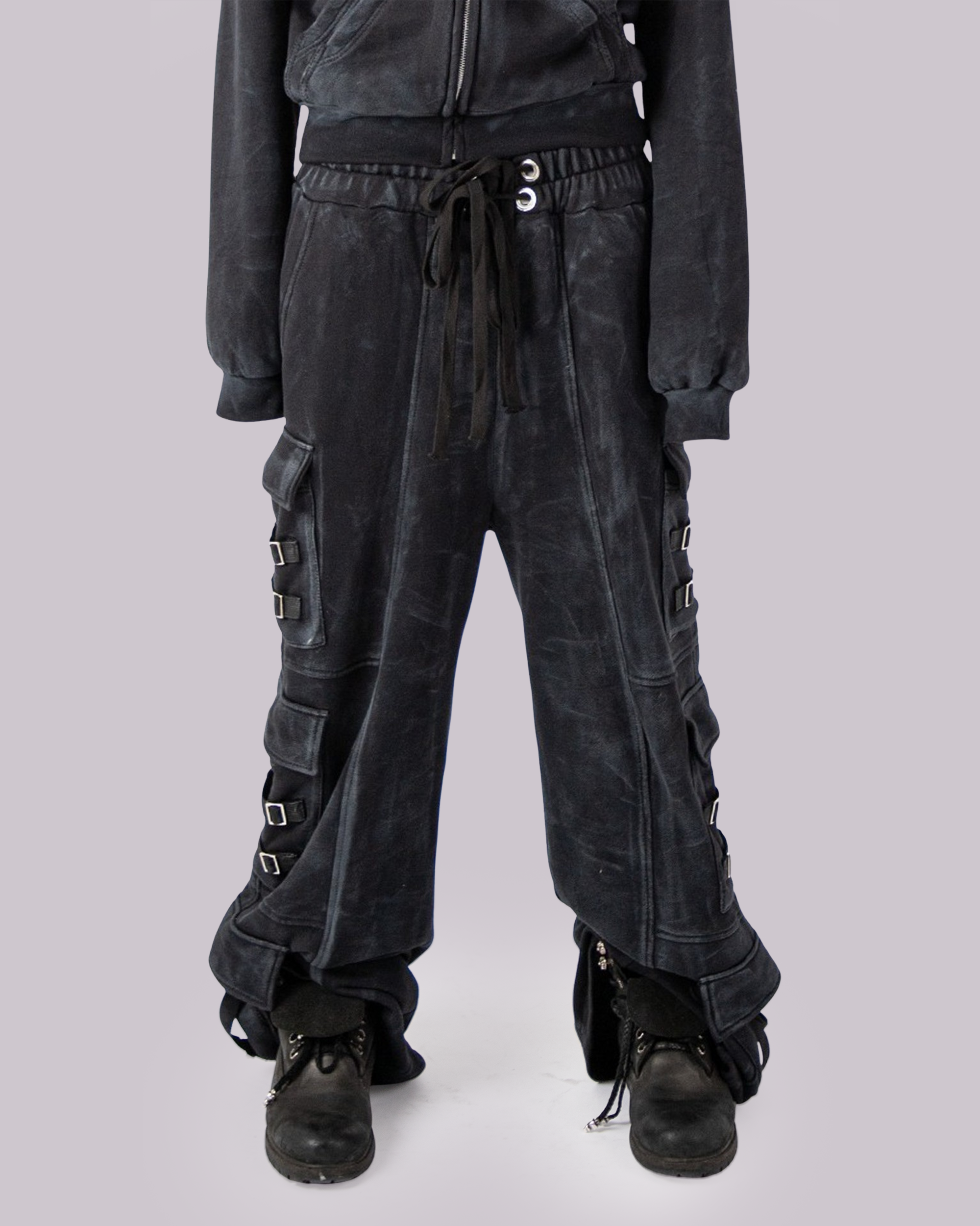 "OBSIDIA" WAXED CARGOSWEATS